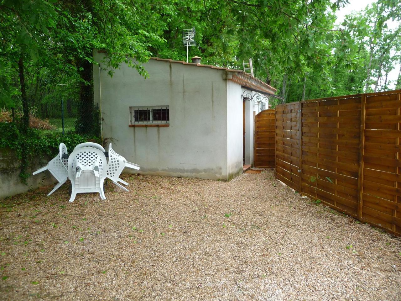 Apartamento Mas des Sentes Nans-les-Pins Exterior foto