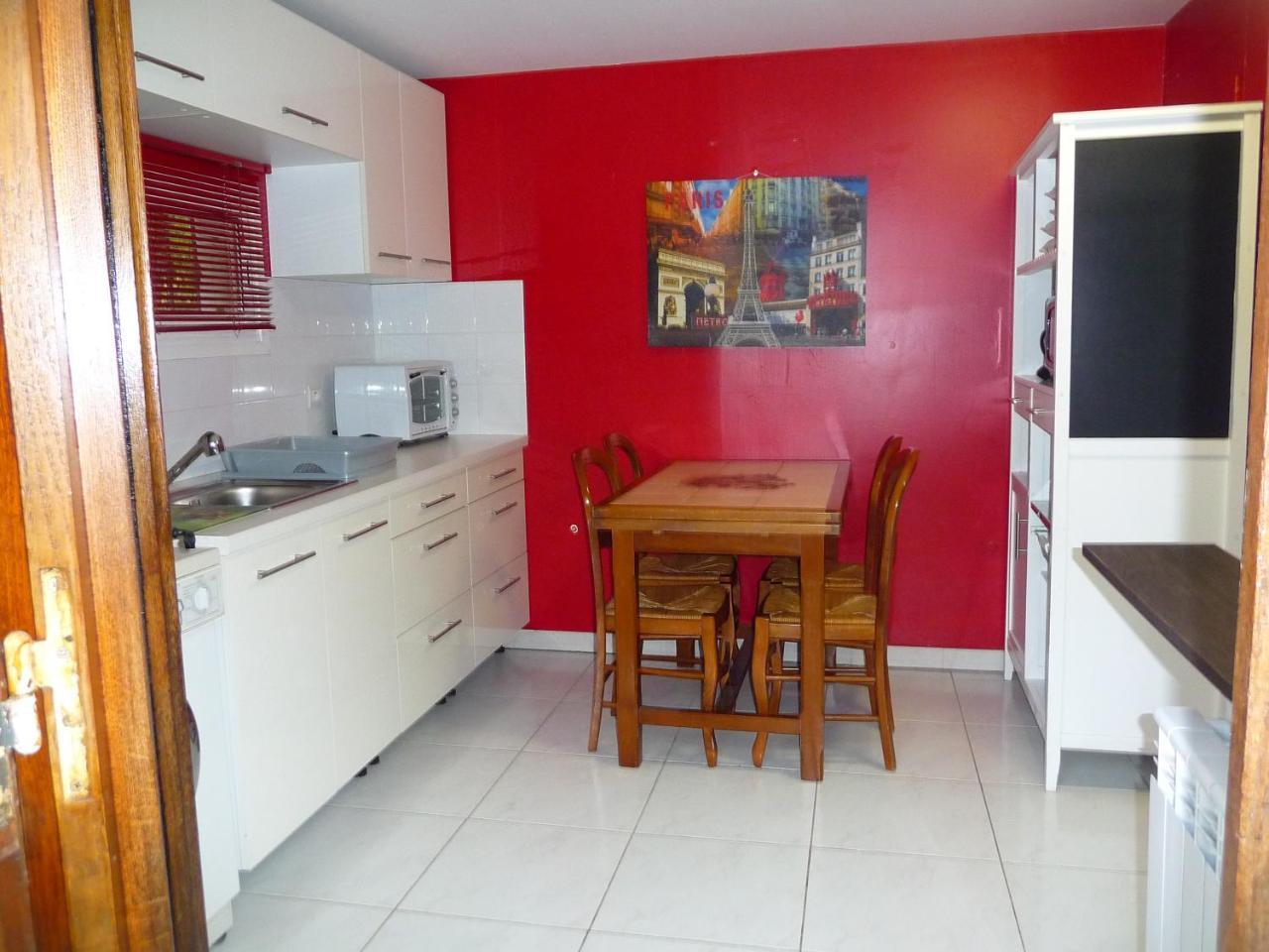 Apartamento Mas des Sentes Nans-les-Pins Exterior foto