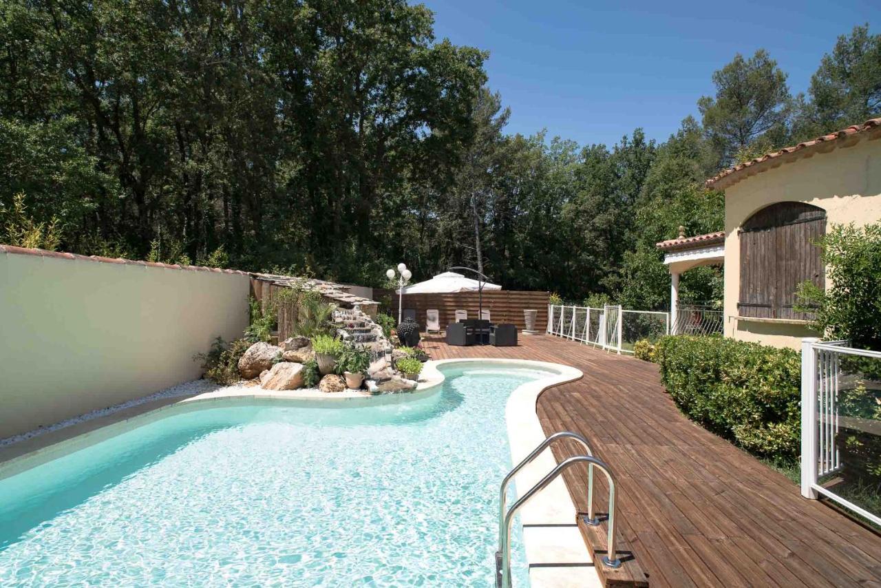 Apartamento Mas des Sentes Nans-les-Pins Exterior foto