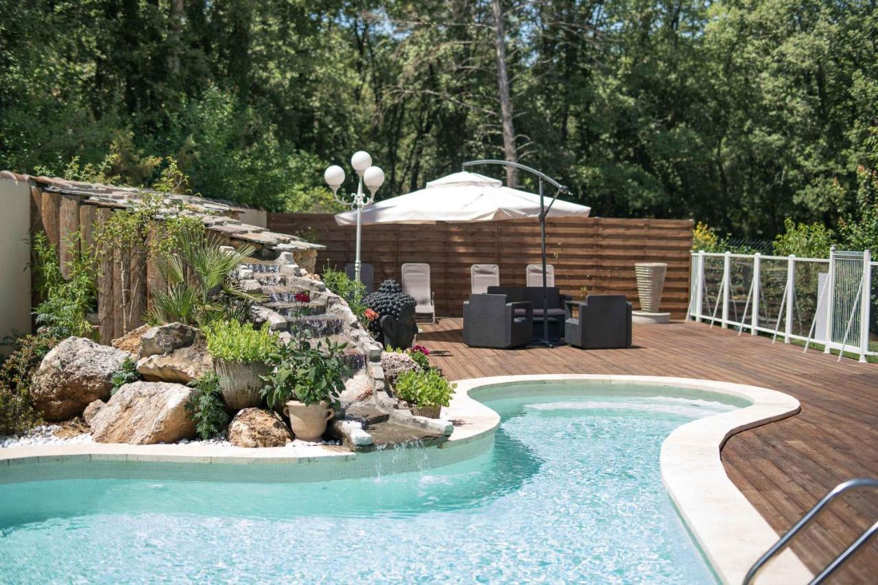 Apartamento Mas des Sentes Nans-les-Pins Exterior foto